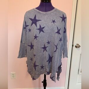 Jess and Jane Large Denim Blue Star Top with 3/4 Sleeves